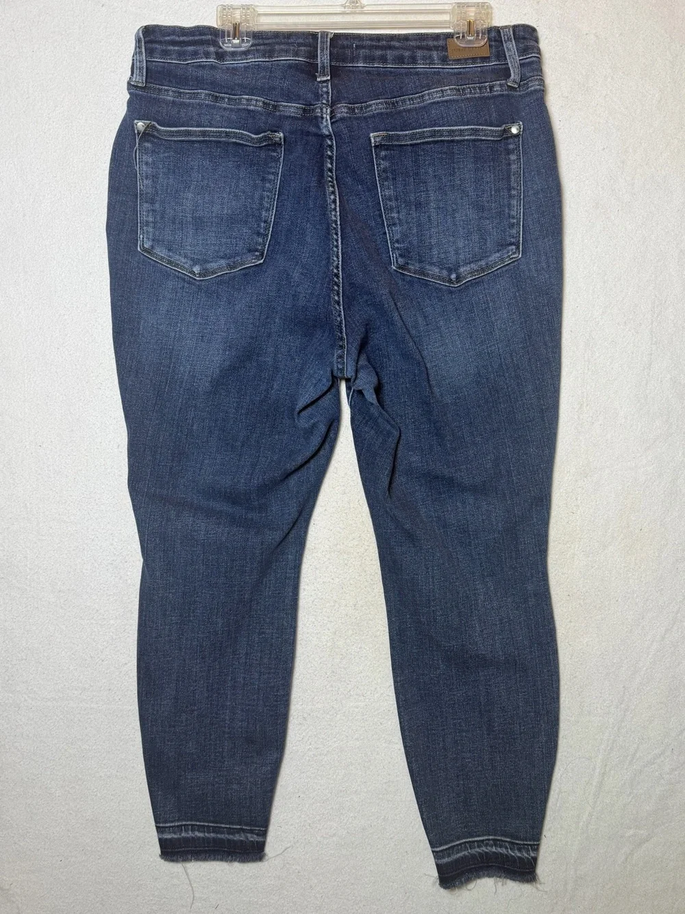 Judy Blue High Rise Skinny Jeans Distressed Raw Frayed Hem Dark Wash 18W - Picture 5 of 6